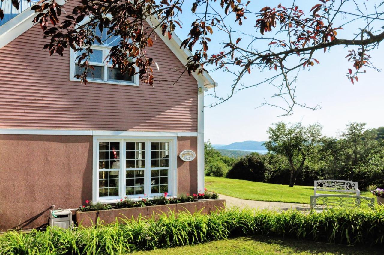 Auberge Le Tricorne North Hatley Exteriér fotografie
